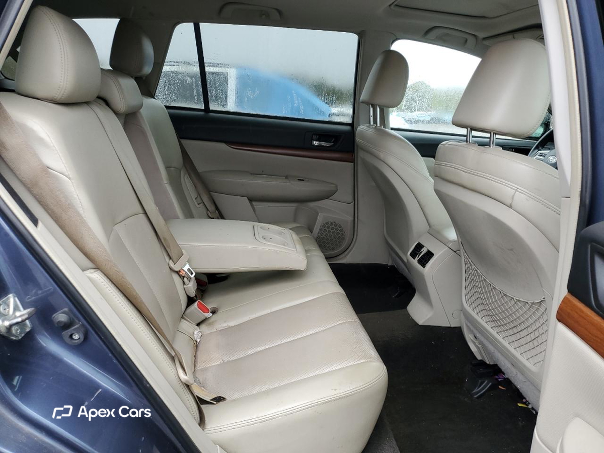 Subaru Outback 2014