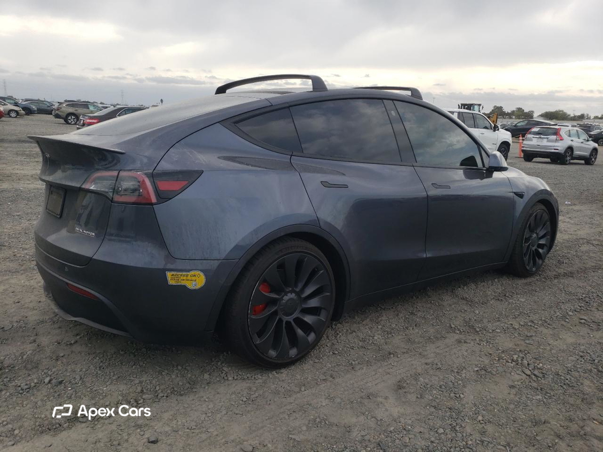 Tesla Model Y 2022