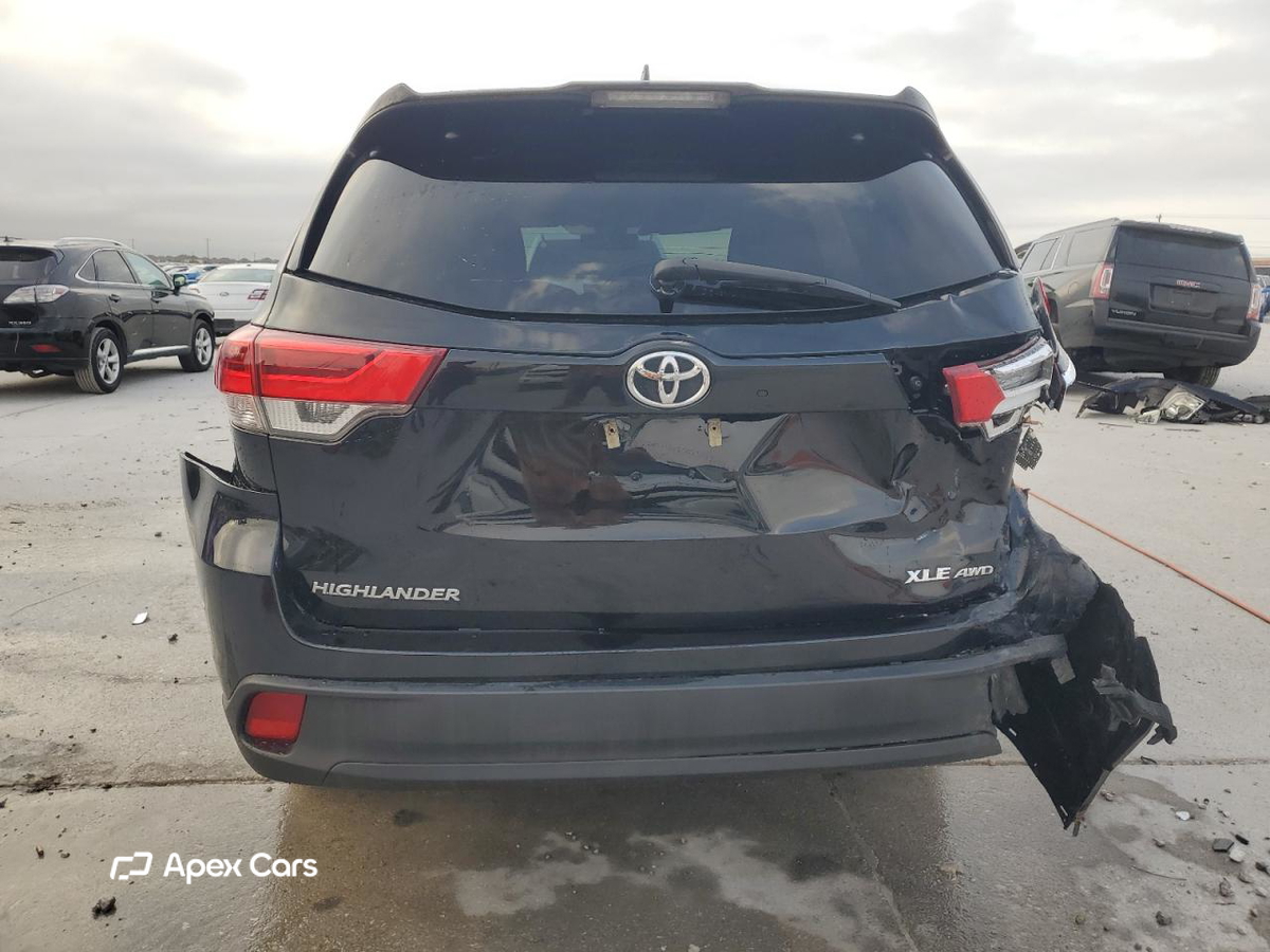Toyota Highlander 2018