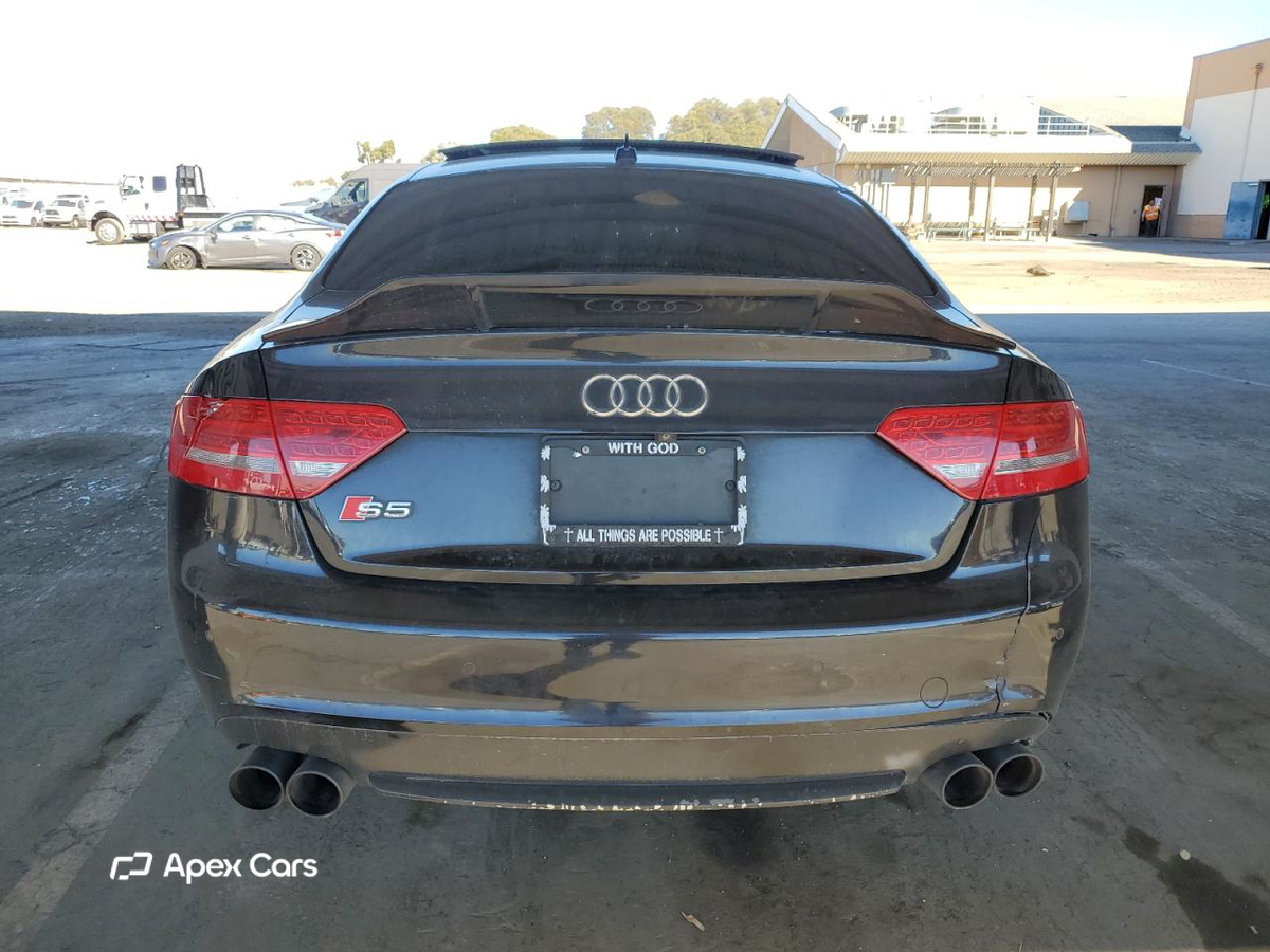 Audi RS5 2010