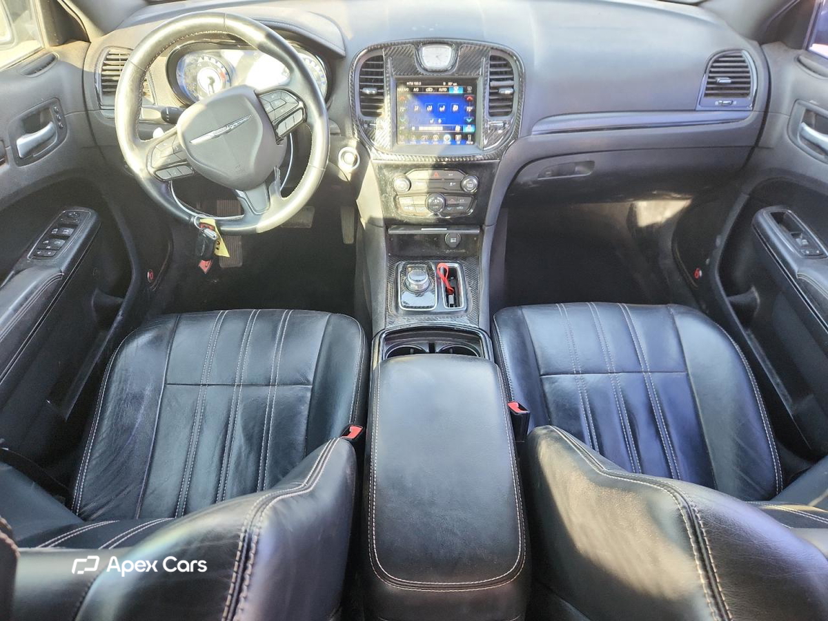 Chrysler 300 2016