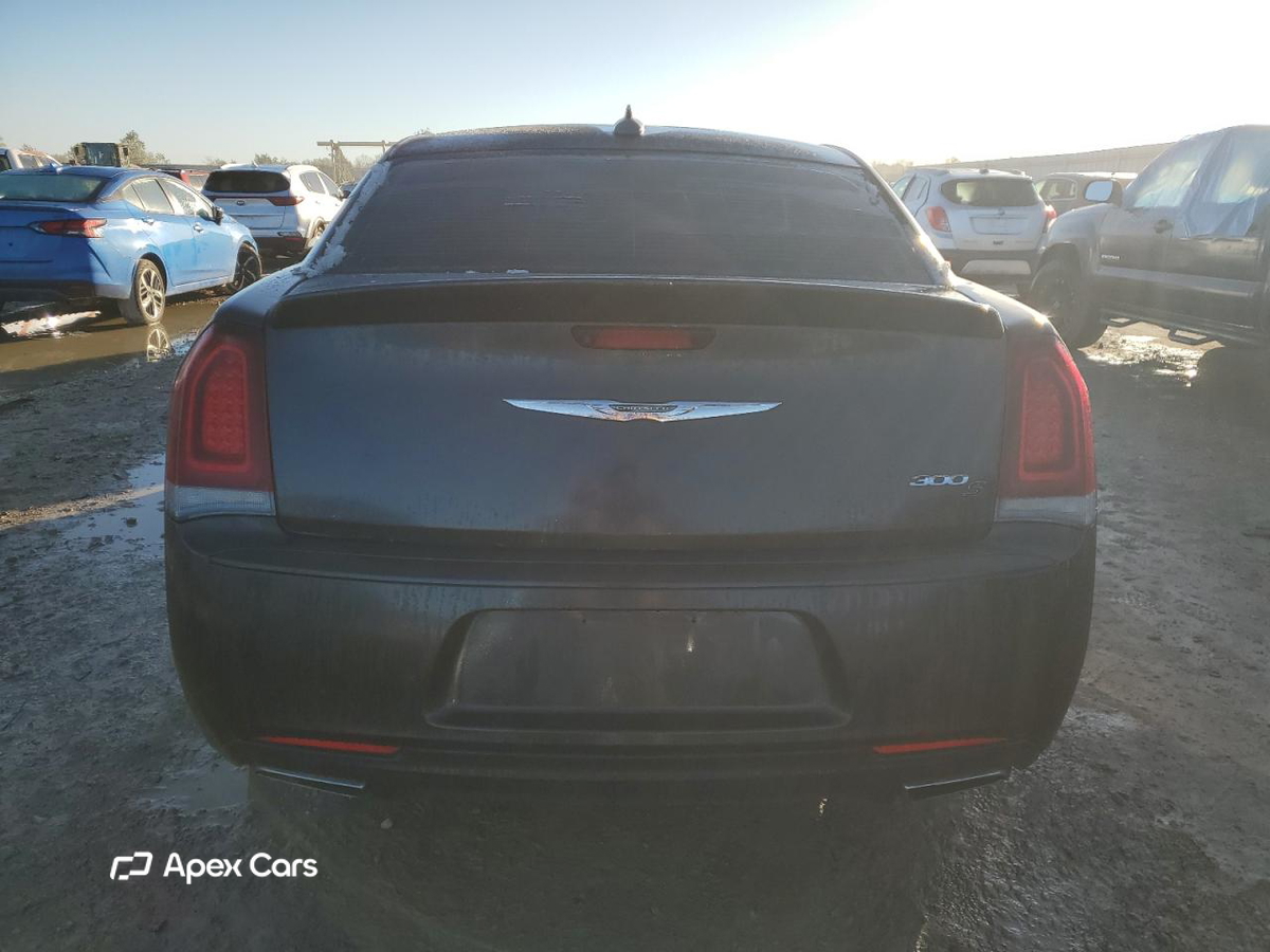 Chrysler 300 2018