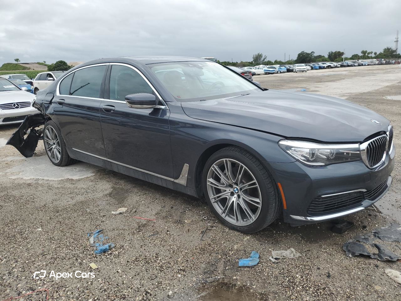 BMW Series 7 2019