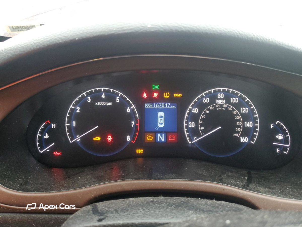 Hyundai Genesis 2009