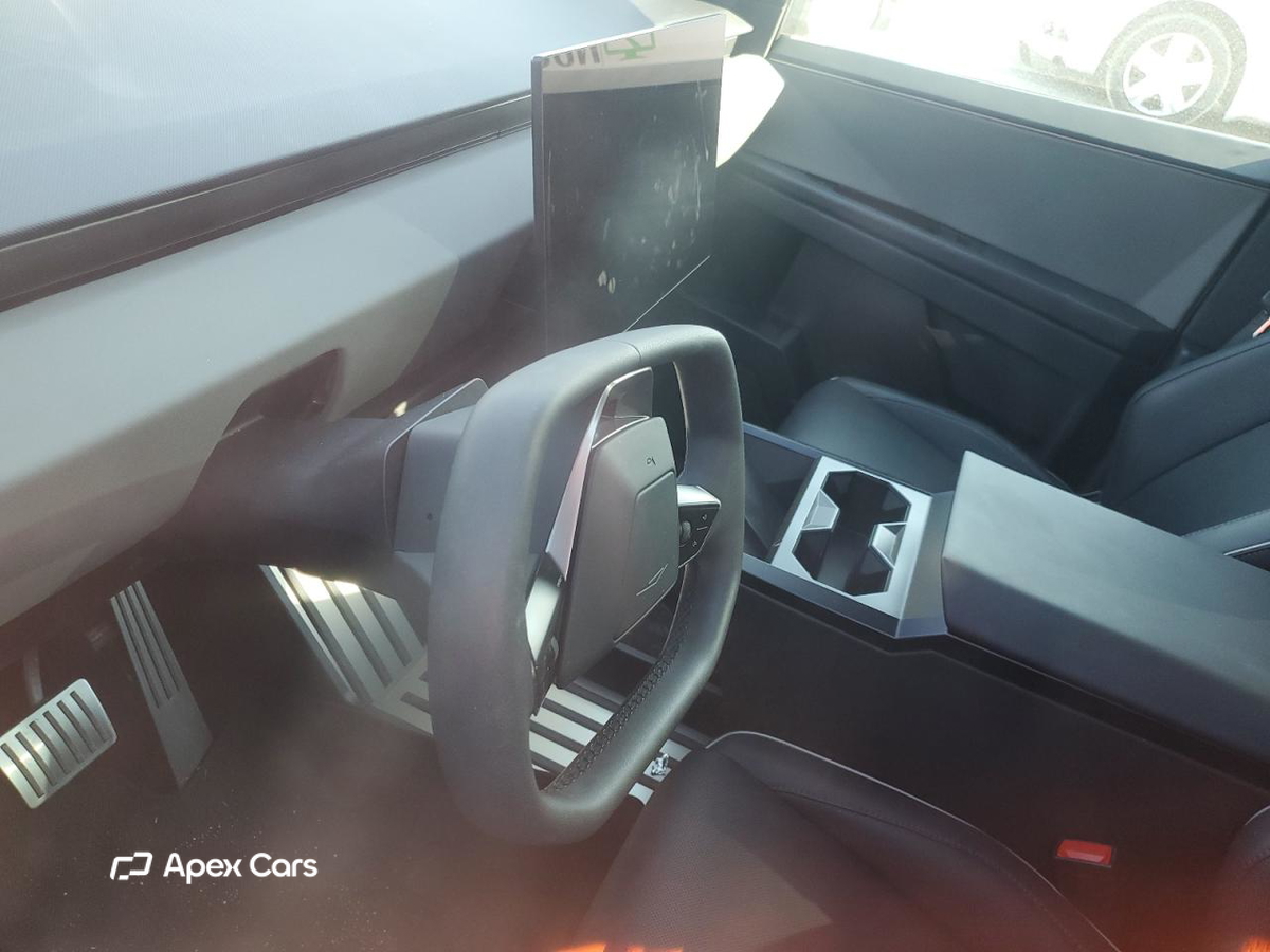 Tesla Cybertruck 2024