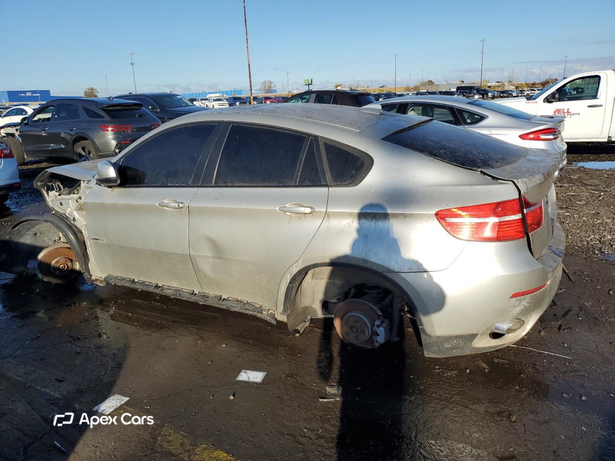 BMW X6 2011