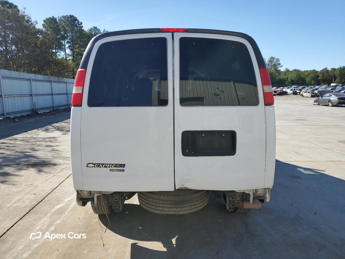 Chevrolet Express 2015