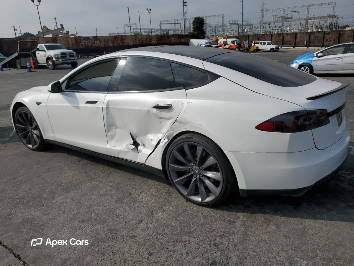 Tesla Model S 2012