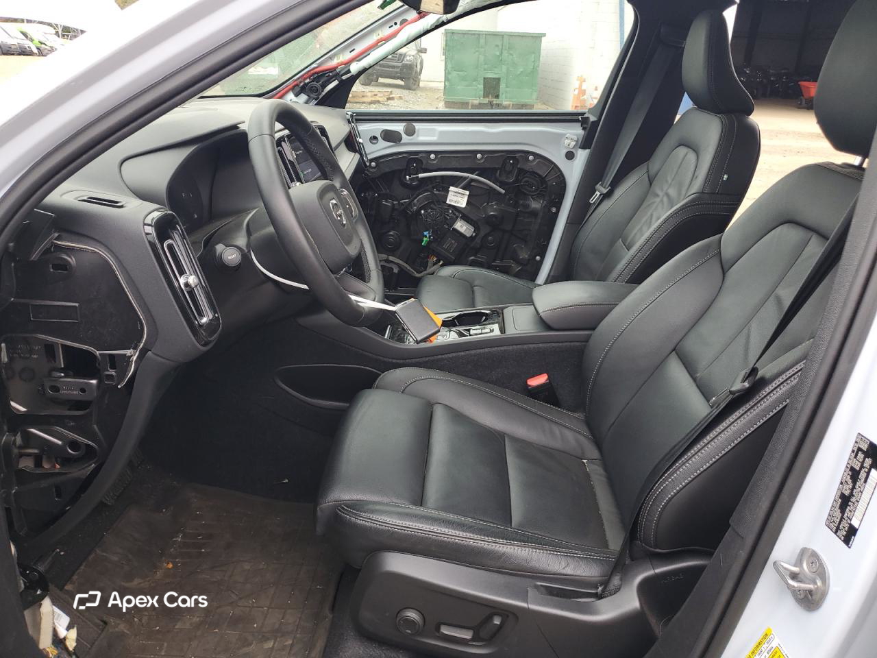 Volvo XC40 2024