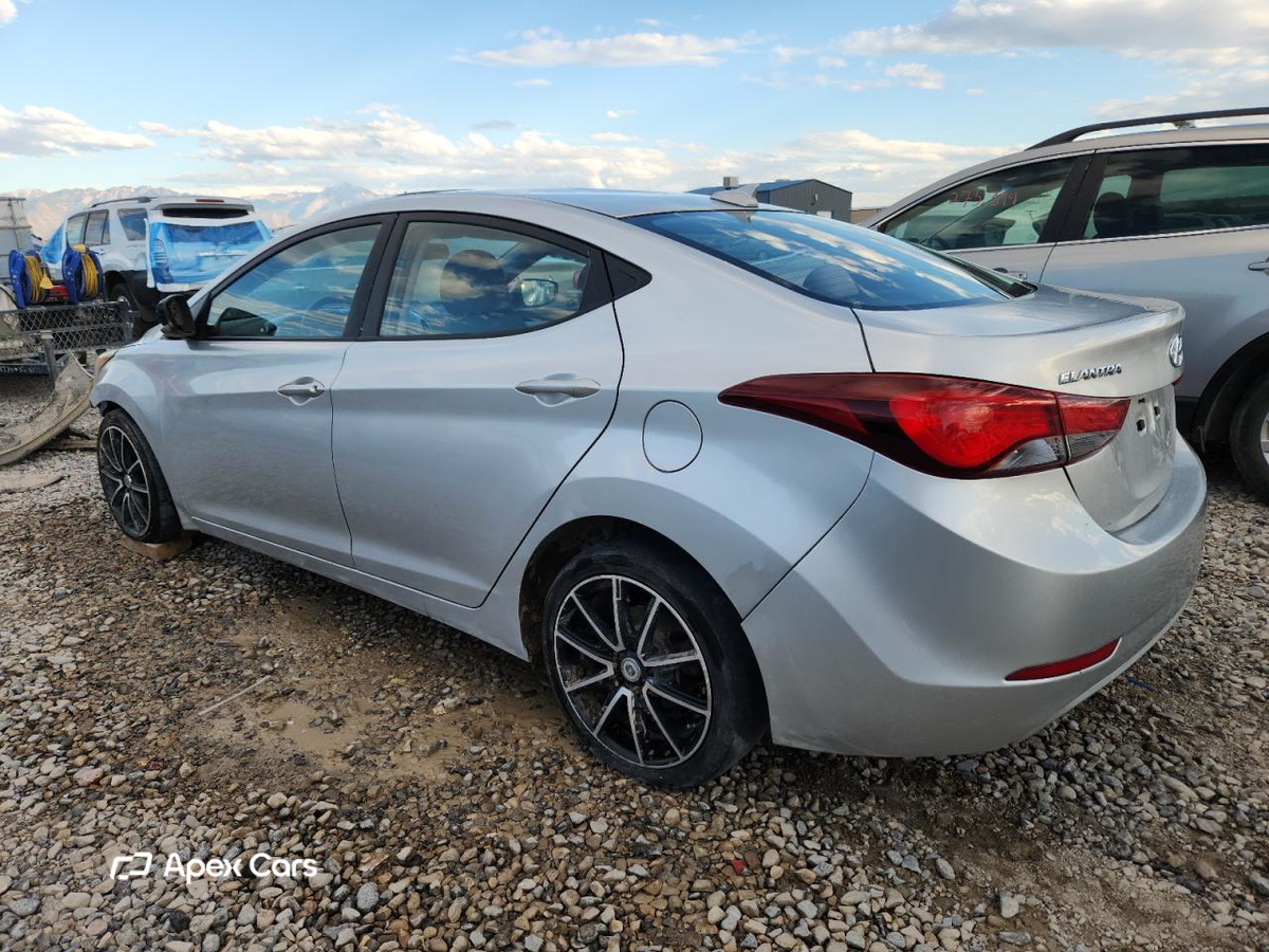 Hyundai Elantra 2016