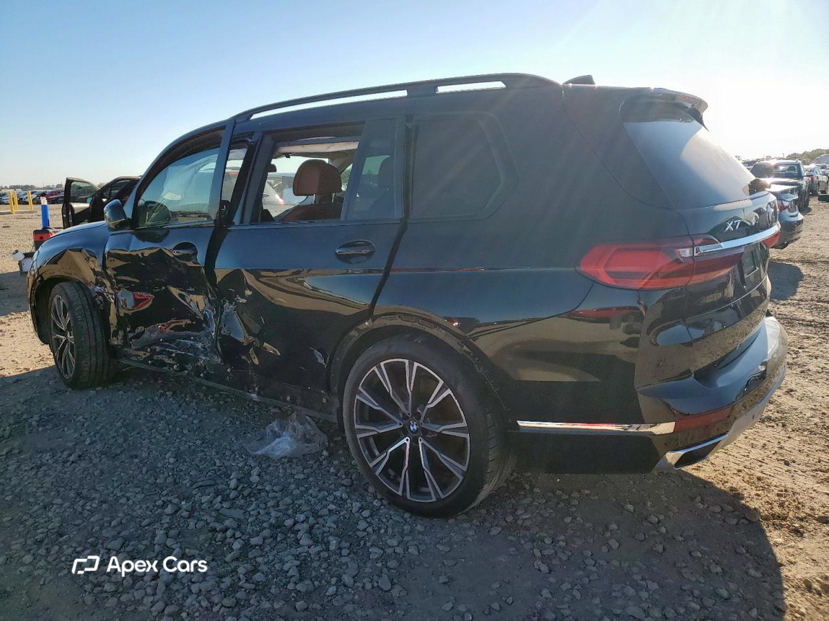 BMW X7 2021