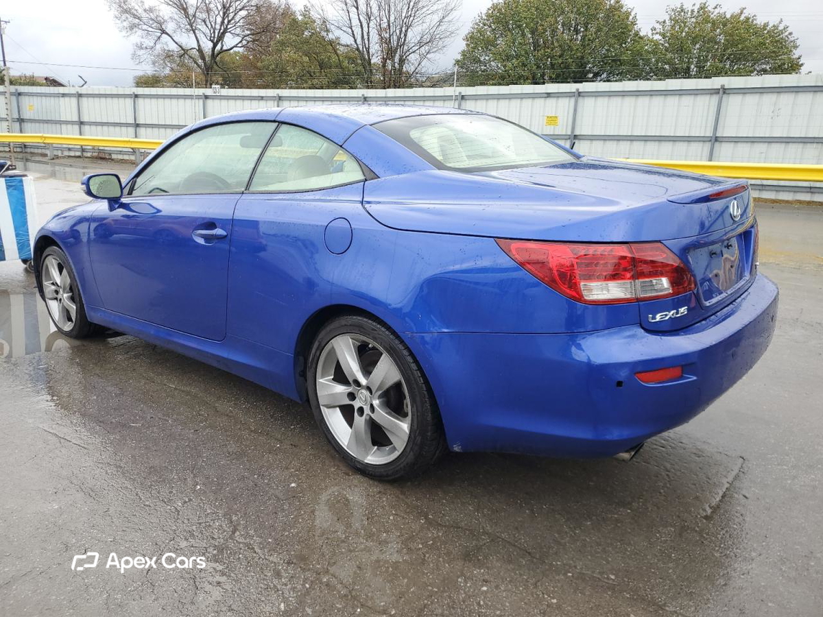 Lexus IS 2010