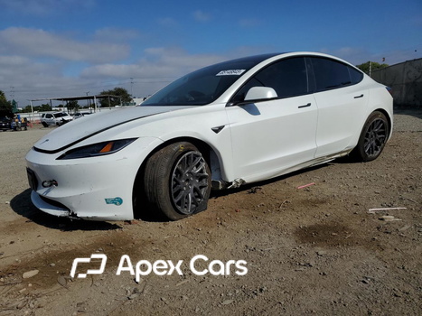 Tesla Model 3 2025 - Image 1 of 14
