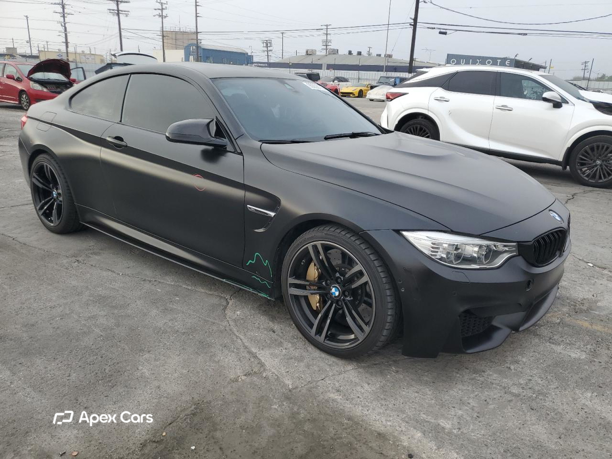 BMW M4 2015