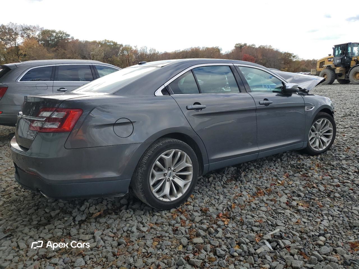 Ford Taurus 2017