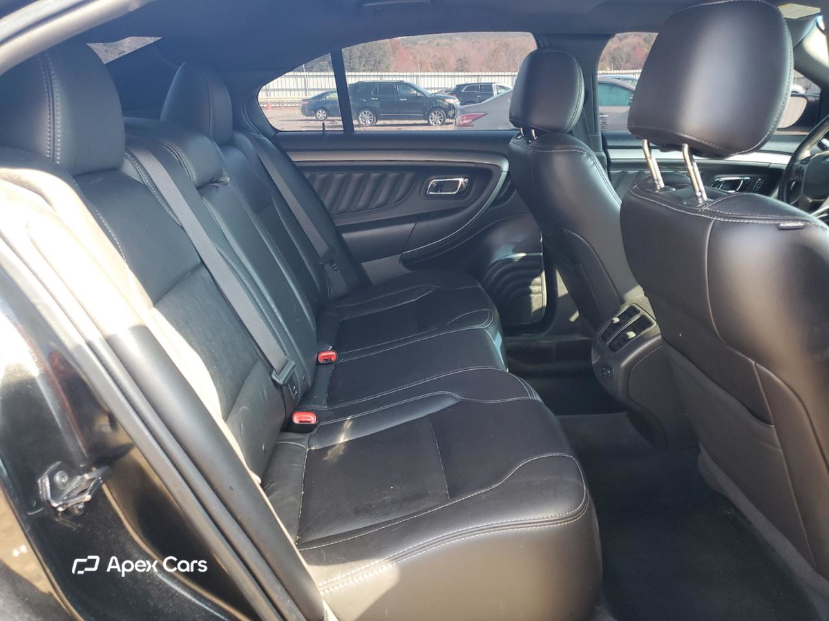 Ford Taurus 2014