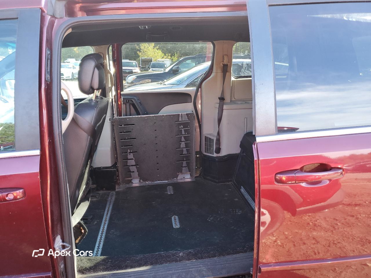 Dodge Caravan 2017