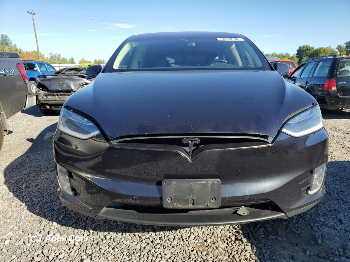 Tesla Model X 2016