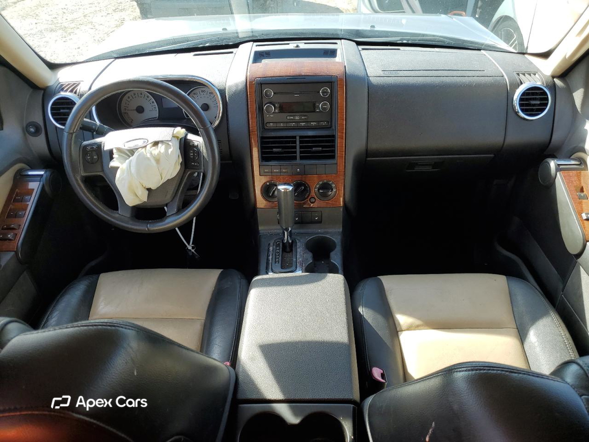 Ford Explorer 2010