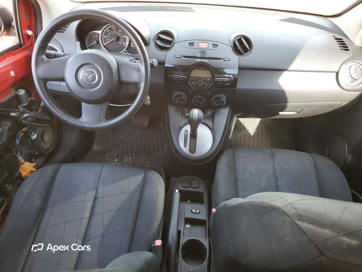 Mazda 2 2013