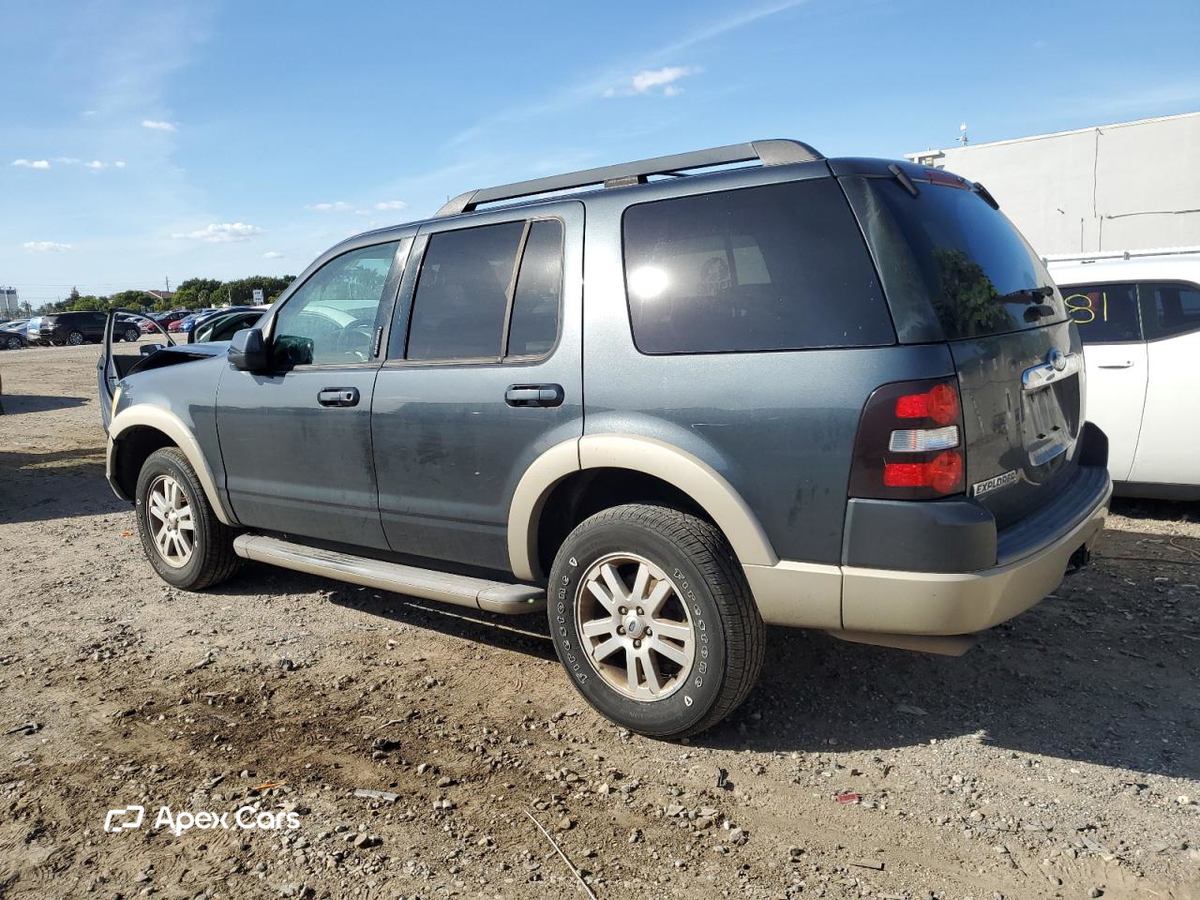 Ford Explorer 2010