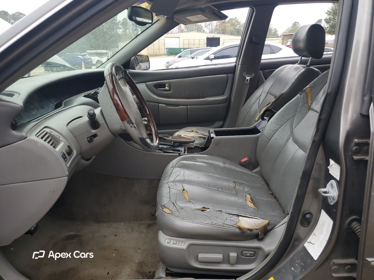 Toyota Avalon 2003