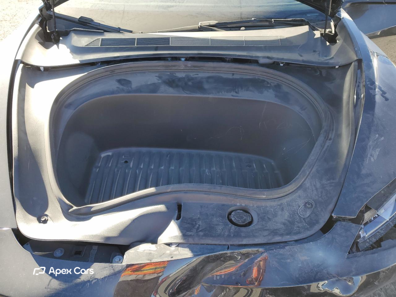 Tesla Model 3 2024