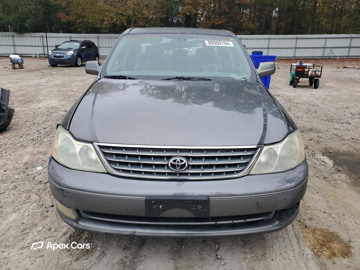 Toyota Avalon 2003