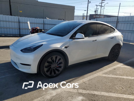 Tesla Model Y 2023 - Image 1 of 14