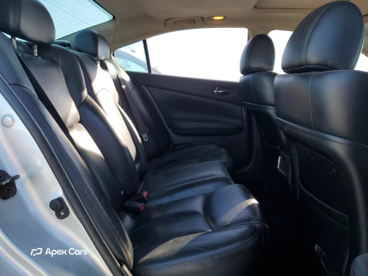 Nissan Maxima 2010
