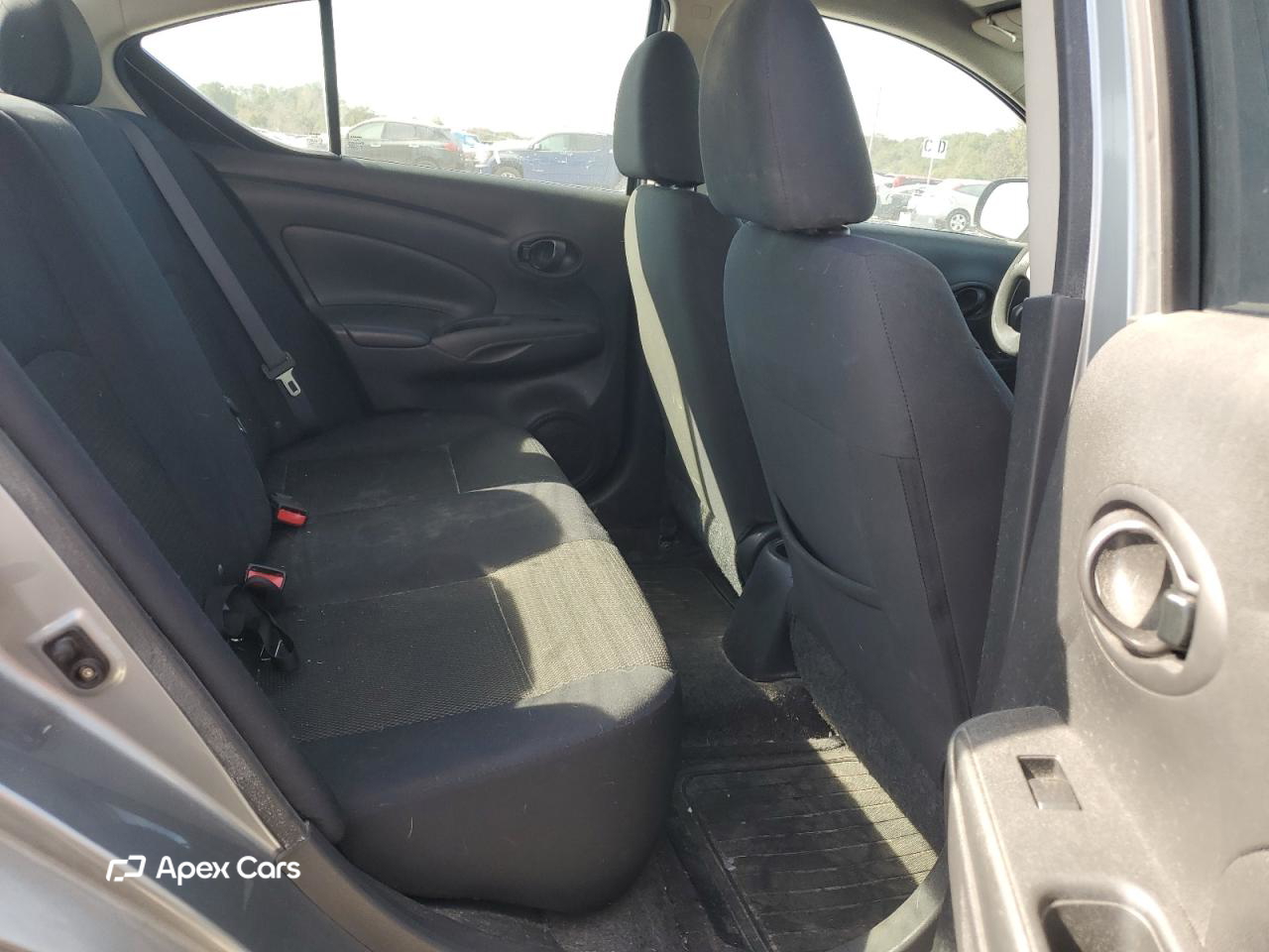 Nissan Versa 2012
