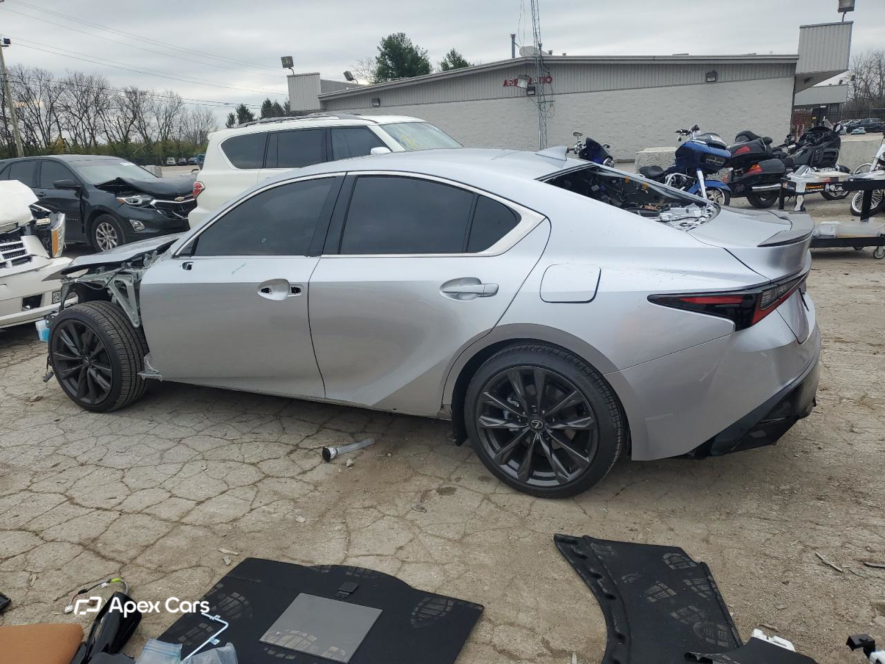 Lexus IS 2024
