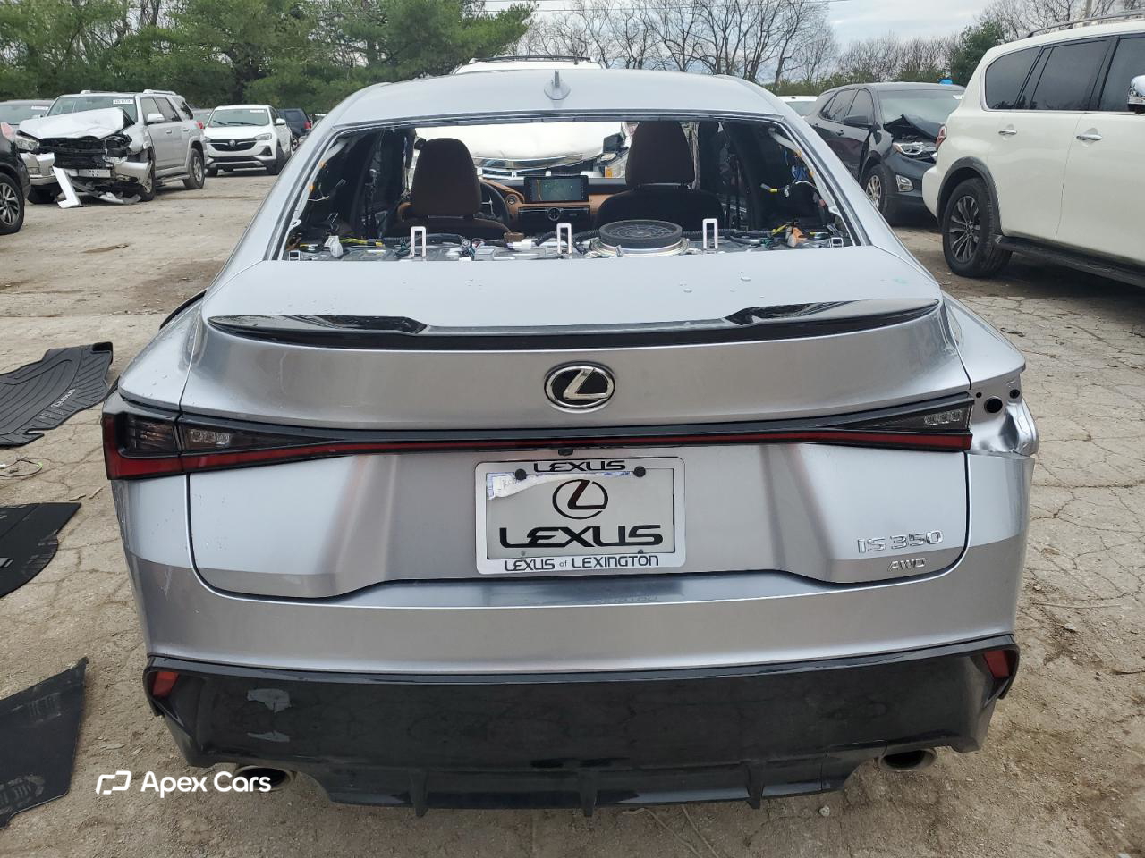 Lexus IS 2024
