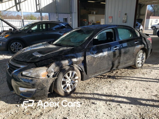 Nissan Altima 2015 - Image 1 of 12