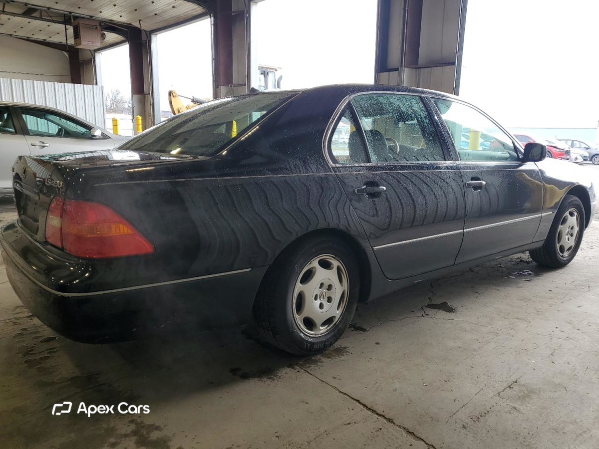 Lexus LS 2001