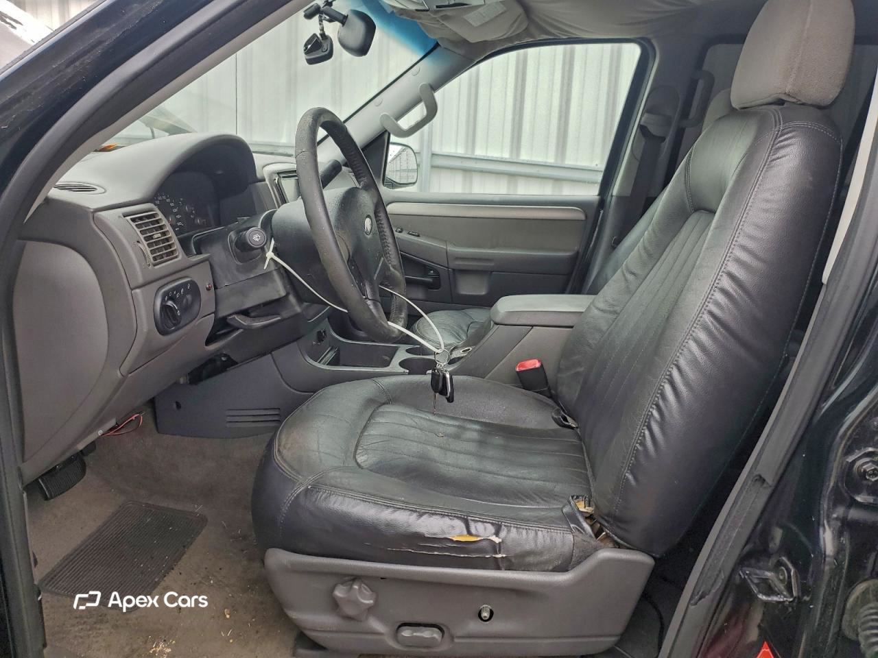 Ford Explorer 2004
