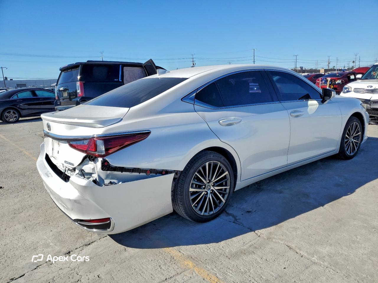 Lexus ES 2024