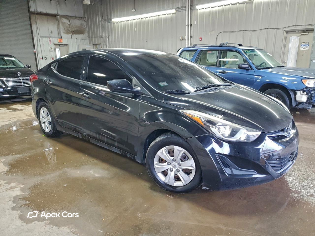 Hyundai Elantra 2016