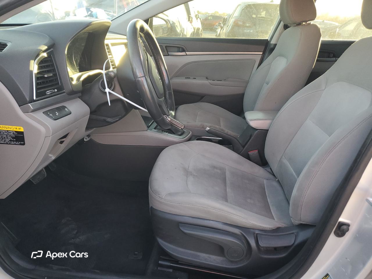 Hyundai Elantra 2017