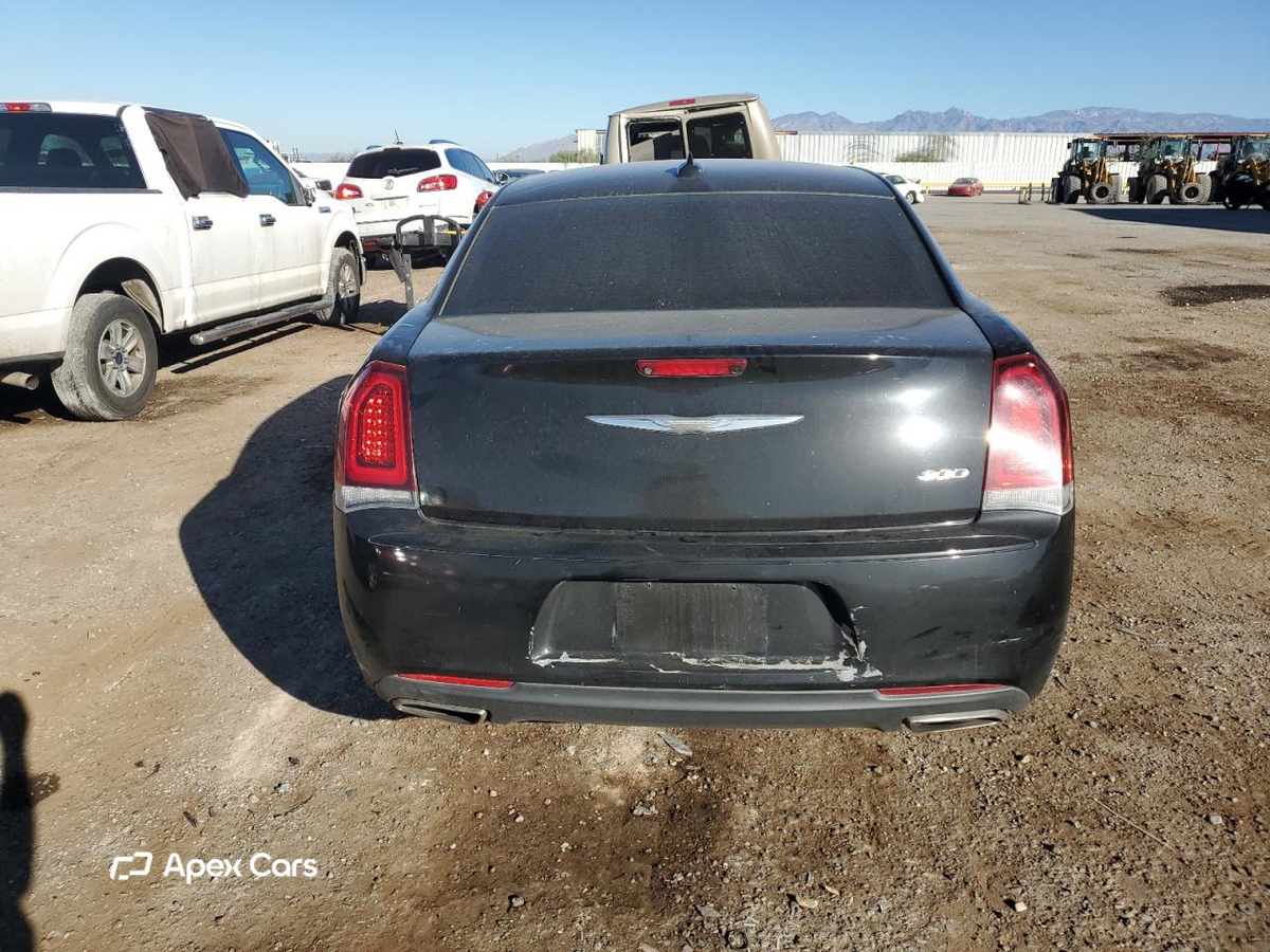 Chrysler 300 2019