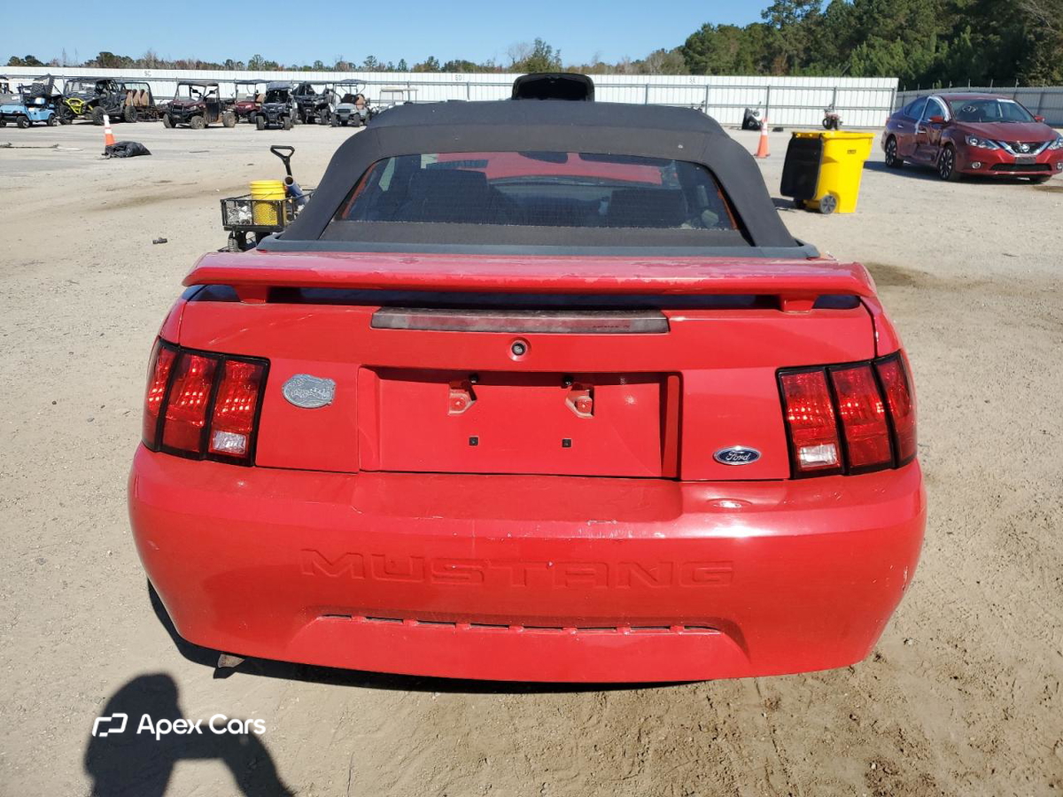 Ford Mustang 2004