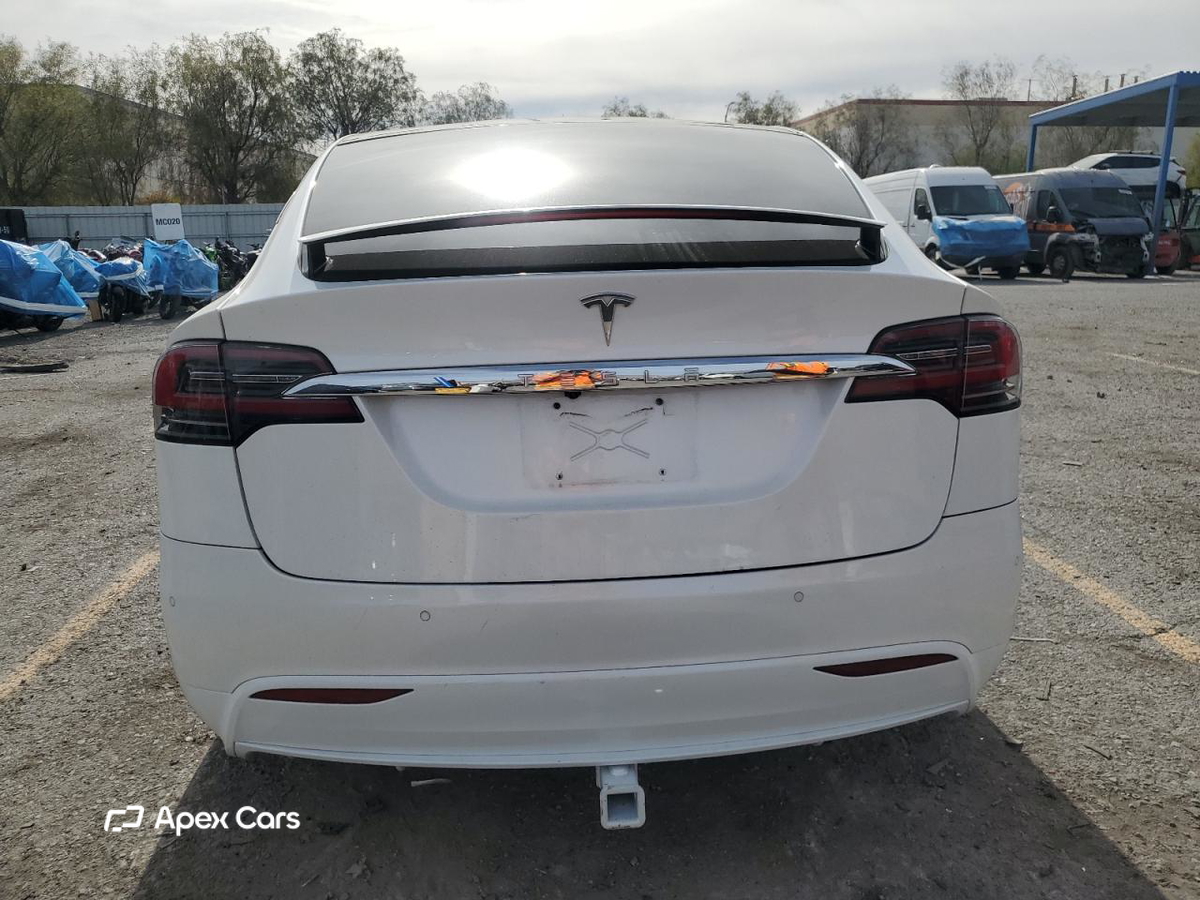 Tesla Model X 2016