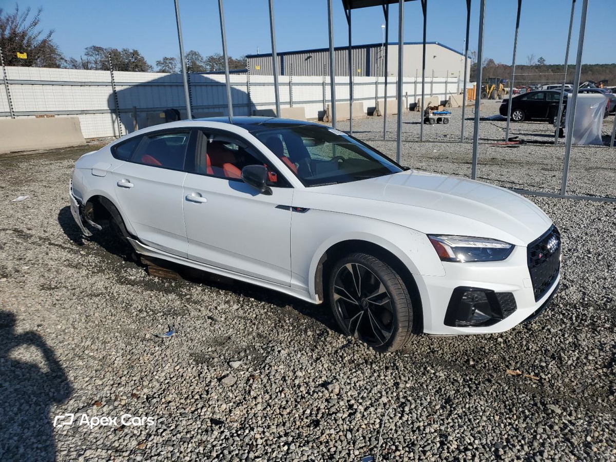 Audi RS5 2022