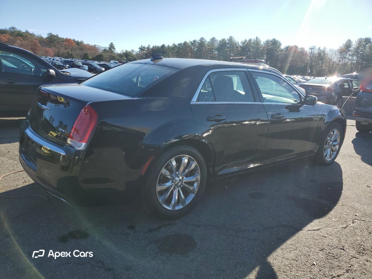 Chrysler 300 2016