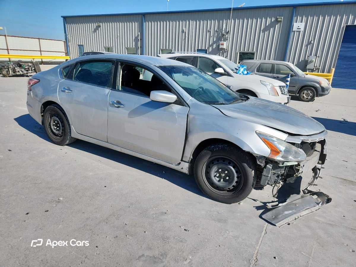 Nissan Altima 2015
