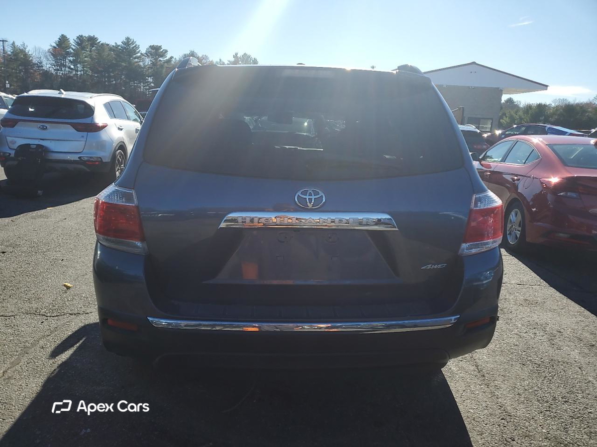 Toyota Highlander 2011