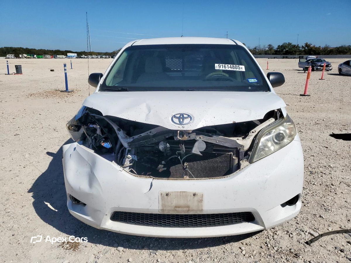 Toyota Sienna 2012