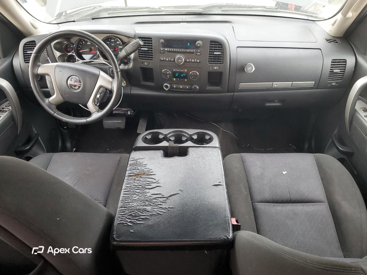GMC Sierra 2011