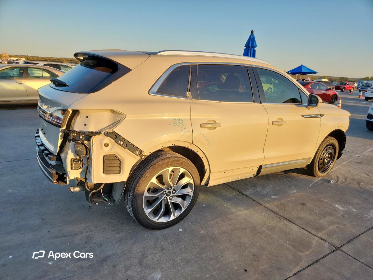 Lincoln Nautilus 2022