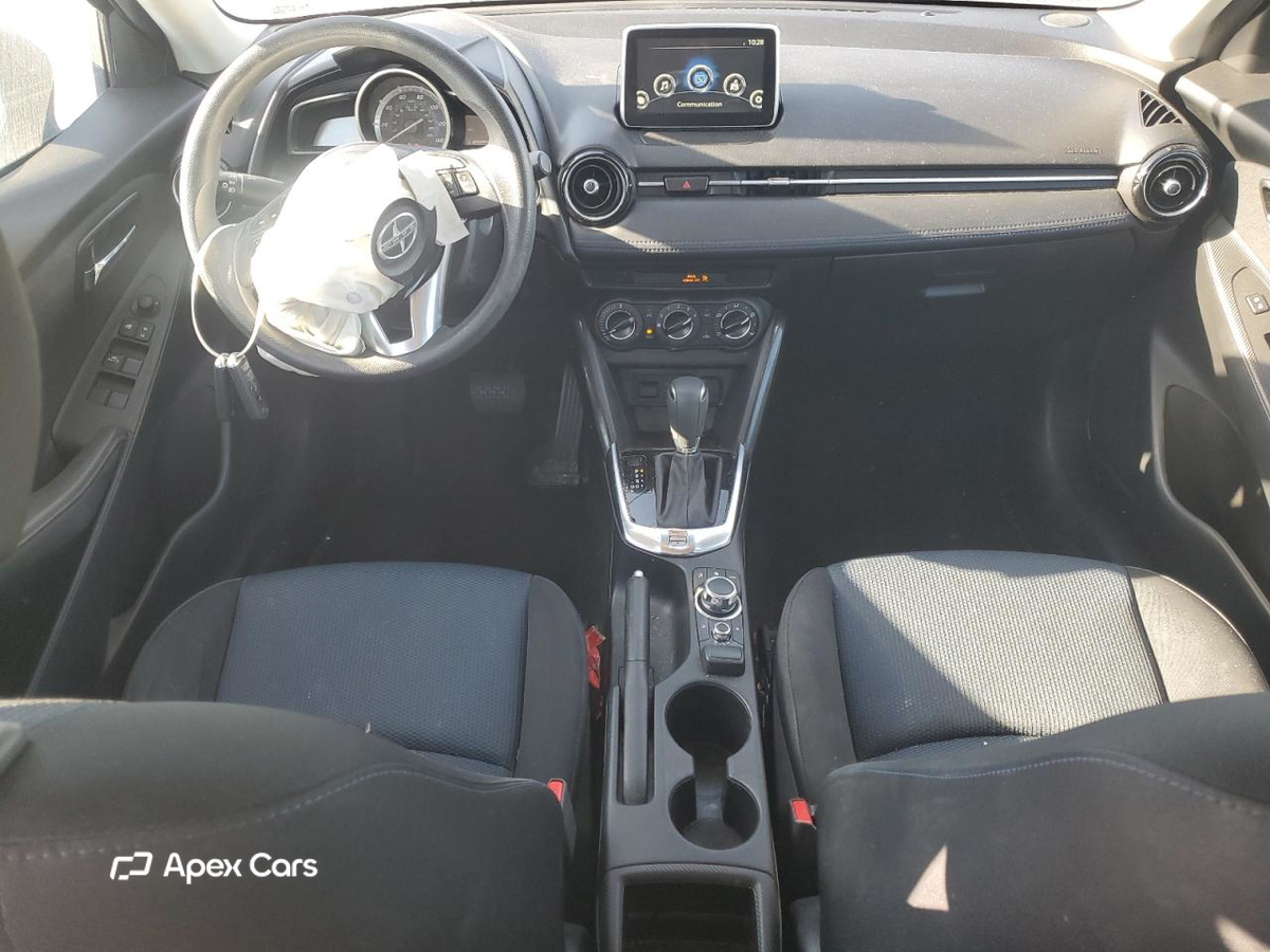 Toyota  2016